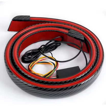 Bande LED Arrière Voiture Style Carbone avec Éclairage Premium