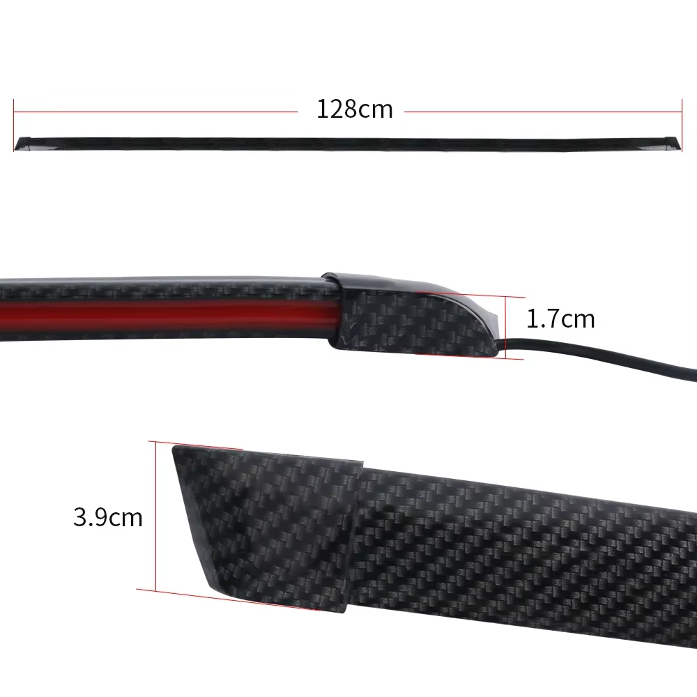 Bande LED Arrière Voiture Style Carbone avec Éclairage Premium